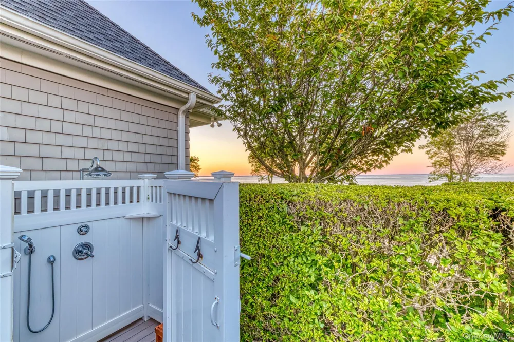 1640 Grandview Drive Orient, NY 11957