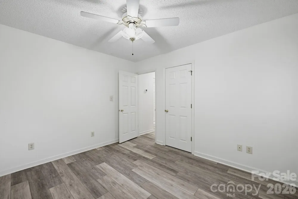 104 Willowbrook Drive Thomasville, NC 27360