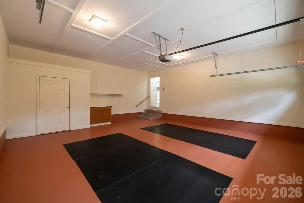 104 Willowbrook Drive Thomasville, NC 27360