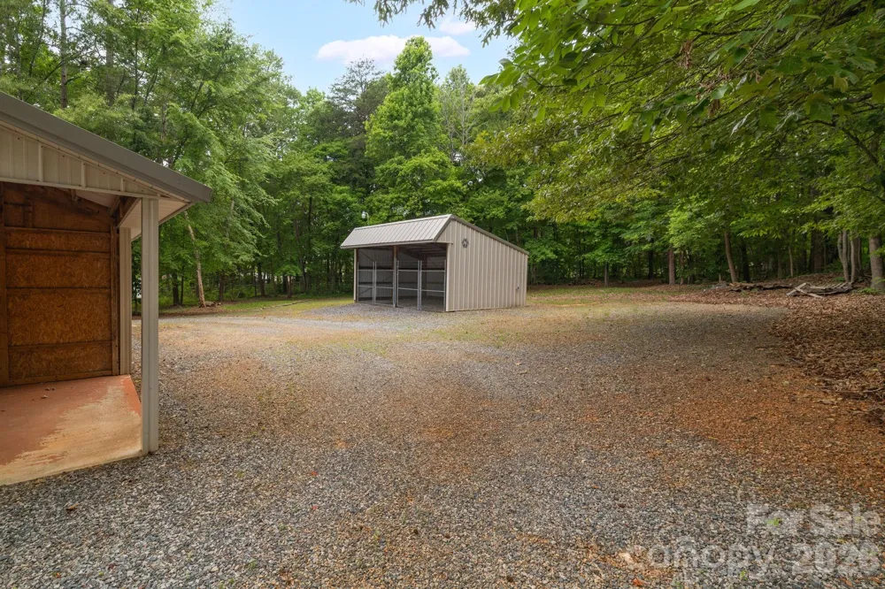 104 Willowbrook Drive Thomasville, NC 27360