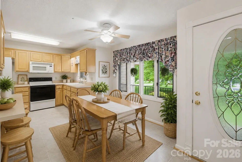 104 Willowbrook Drive Thomasville, NC 27360
