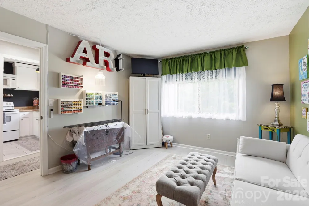 581 Courtwood Lane #4 Hendersonville, NC 28739