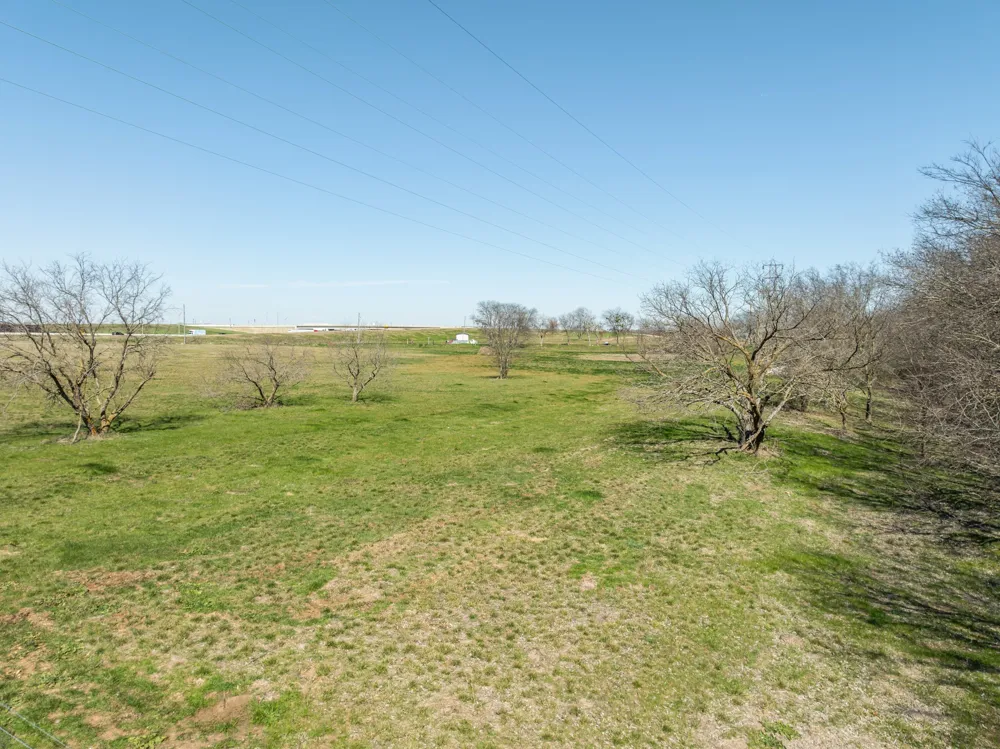 I-35 Abbott, TX 76621