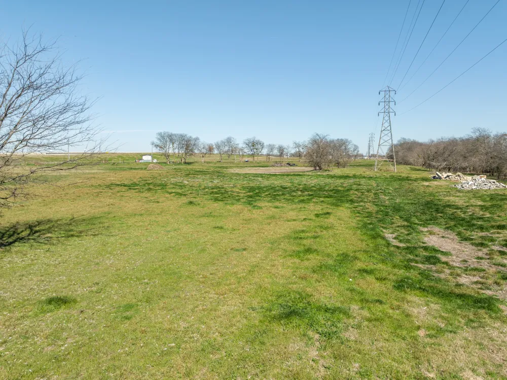 I-35 Abbott, TX 76621