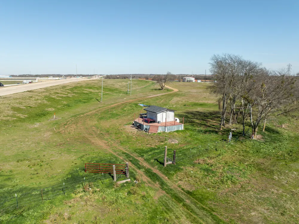 I-35 Abbott, TX 76621