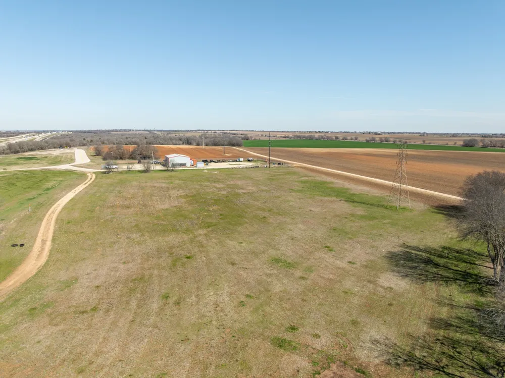 I-35 Abbott, TX 76621