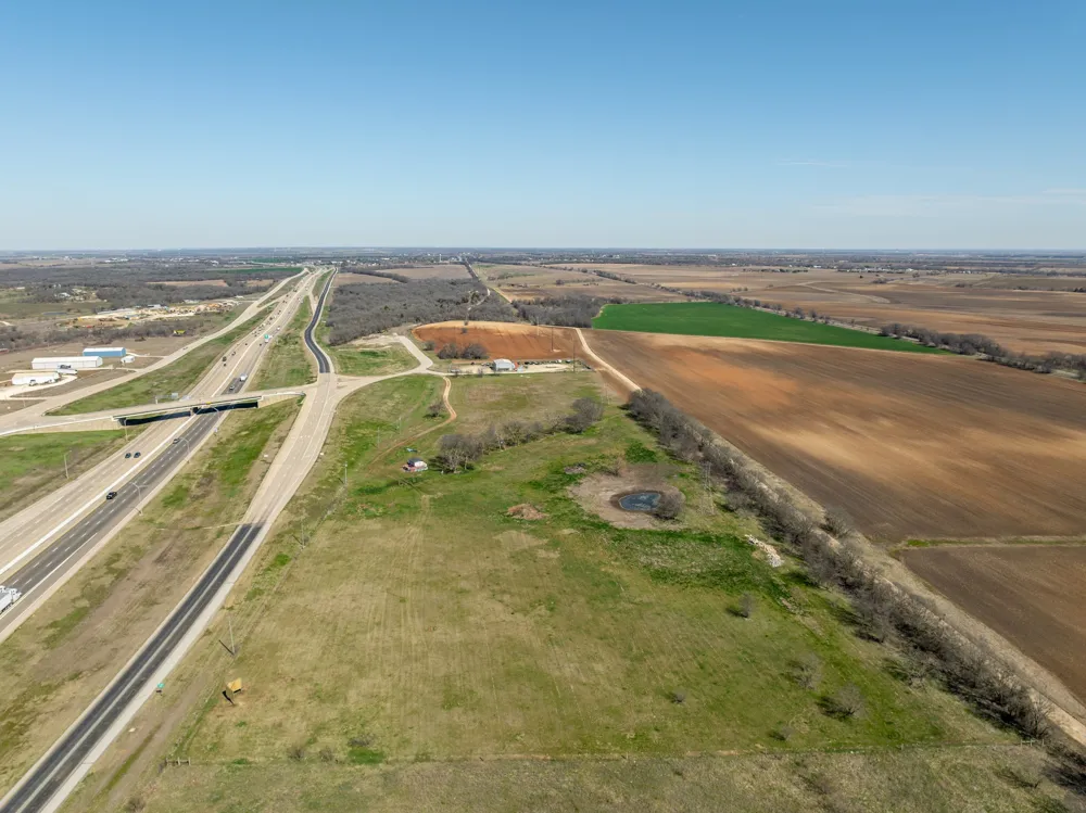 I-35 Abbott, TX 76621