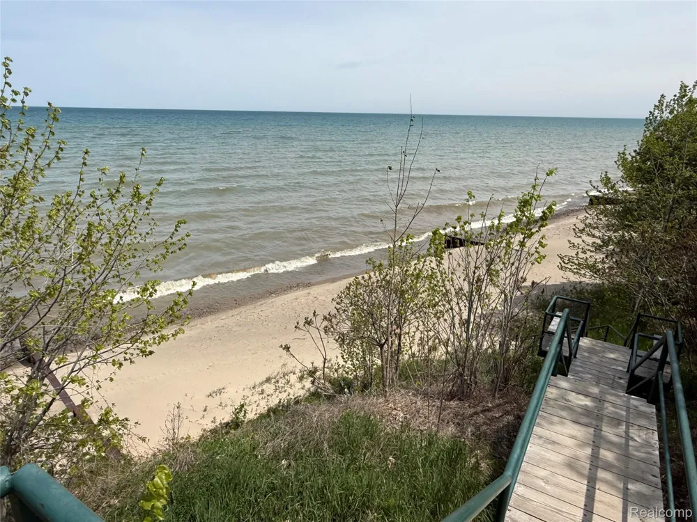 7301 Yale Worth Township, MI 48450