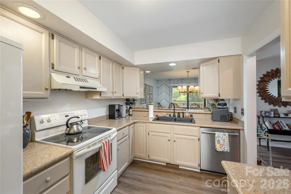 36 Quail Run Circle Brevard, NC 28712