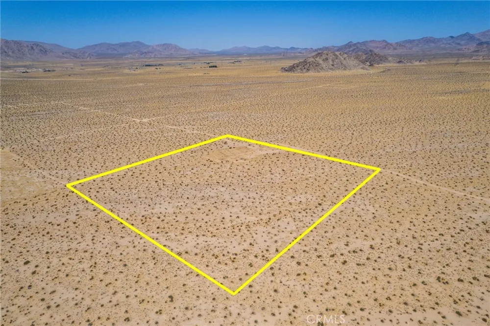 North Side Lucerne Valley, CA 92356
