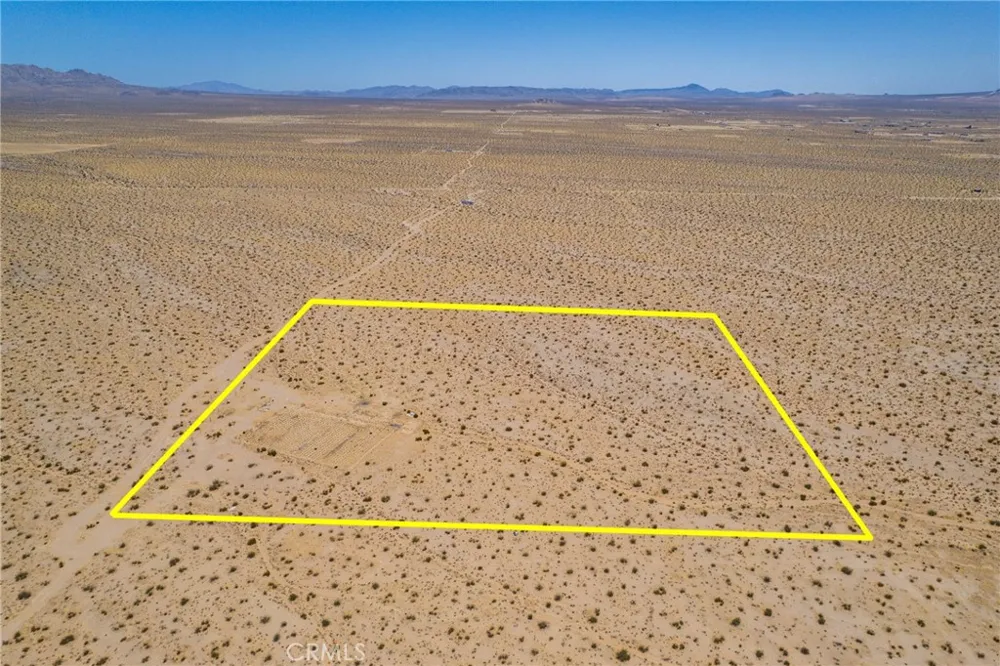 North Side Lucerne Valley, CA 92356