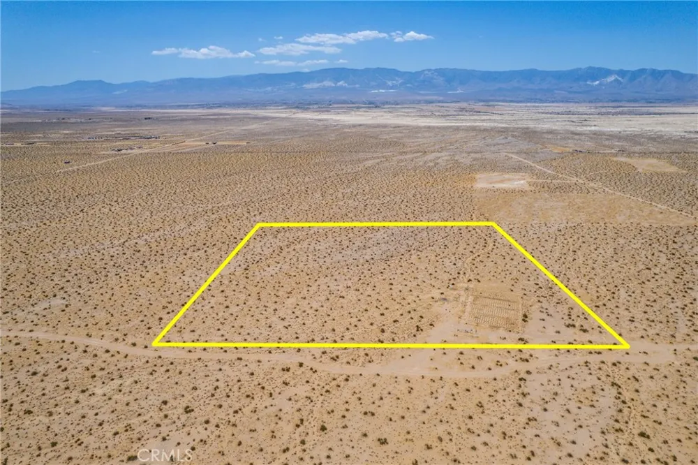 North Side Lucerne Valley, CA 92356
