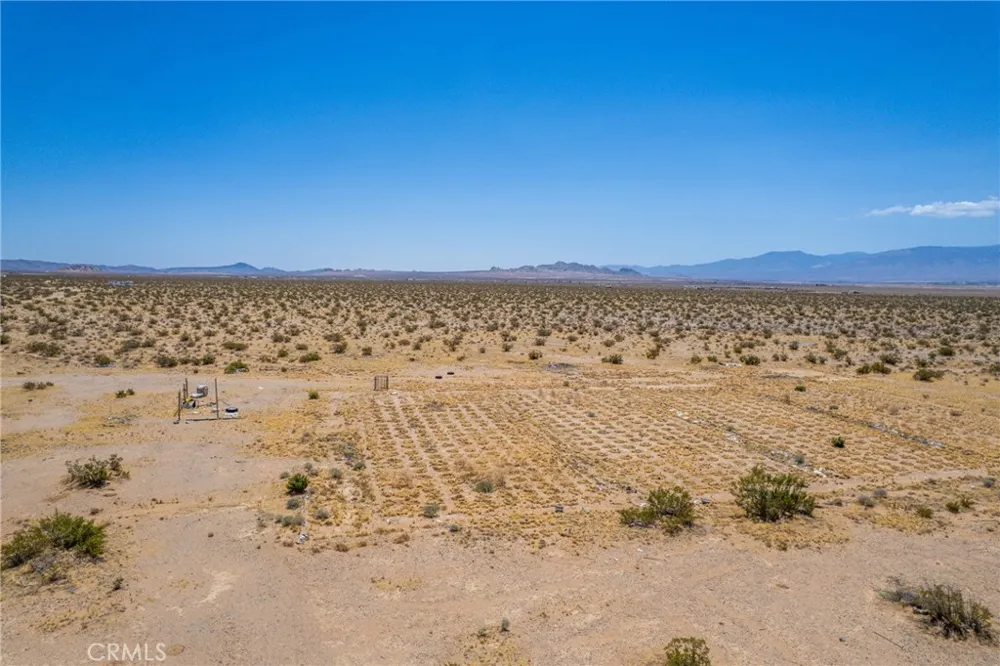 North Side Lucerne Valley, CA 92356