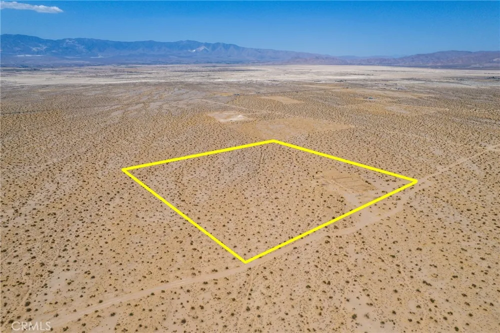 North Side Lucerne Valley, CA 92356