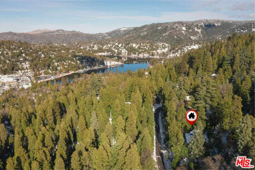 24015 Altdorf Drive Crestline, CA 92325