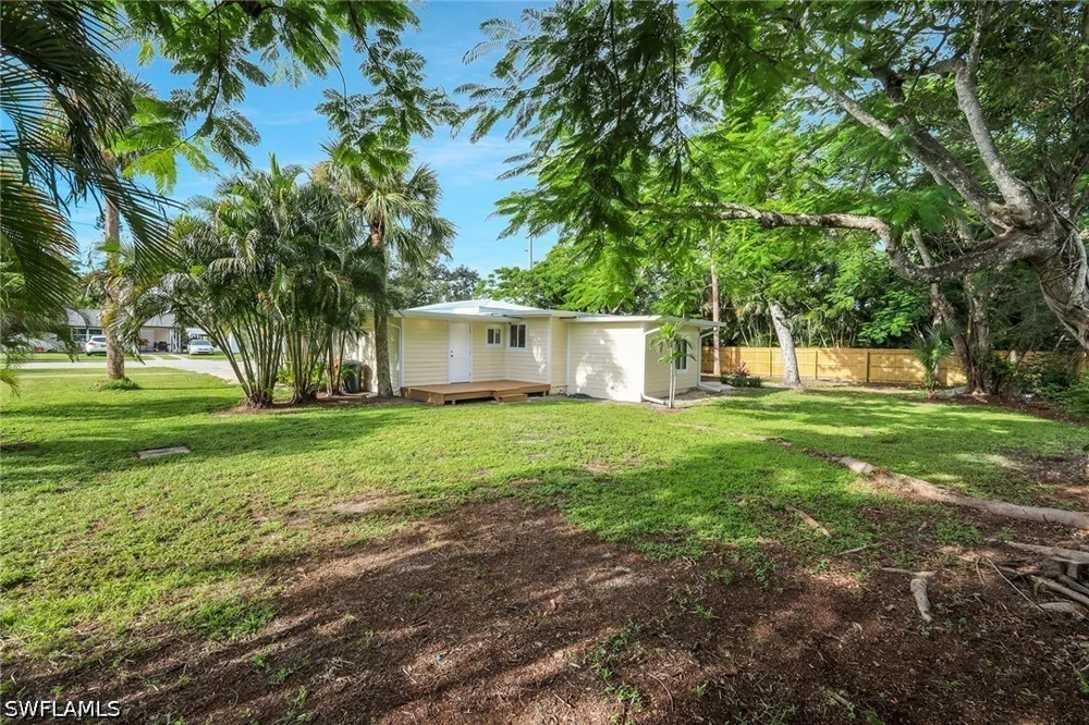 Oakley Avenue Fort Myers, FL 33901