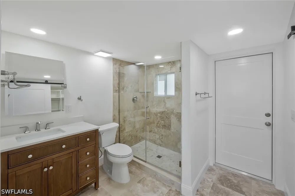 Oakley Avenue Fort Myers, FL 33901
