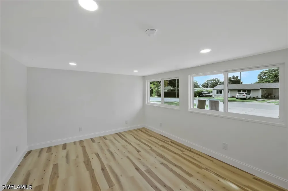 Oakley Avenue Fort Myers, FL 33901