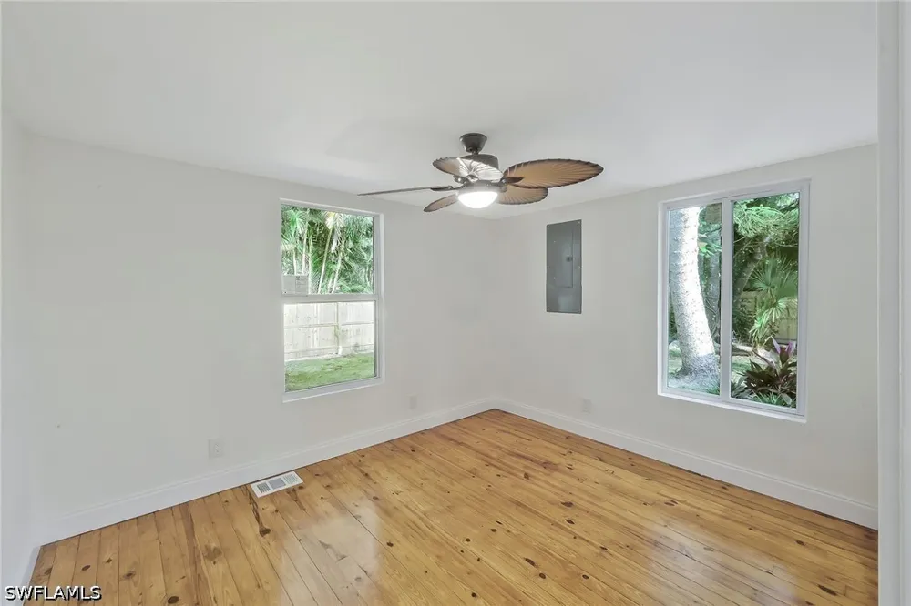 Oakley Avenue Fort Myers, FL 33901