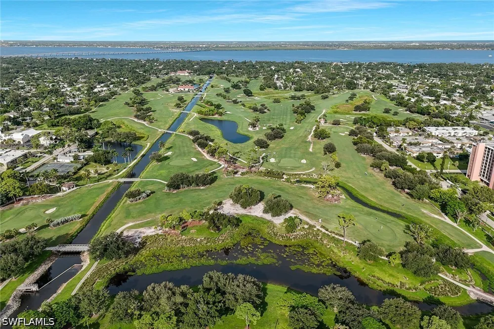 Oakley Avenue Fort Myers, FL 33901