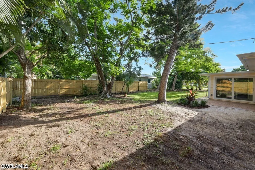 Oakley Avenue Fort Myers, FL 33901