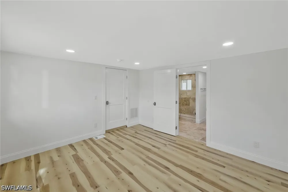 Oakley Avenue Fort Myers, FL 33901