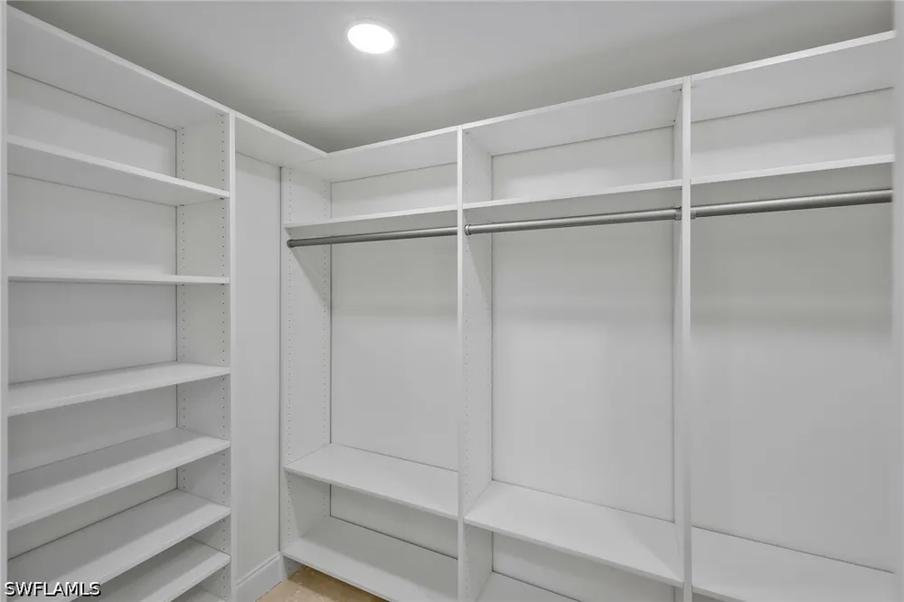 Oakley Avenue Fort Myers, FL 33901