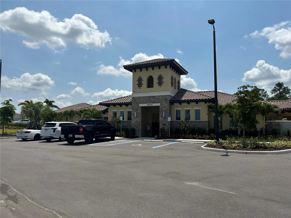 17218 RESERVA DRIVE Bradenton, FL 34211