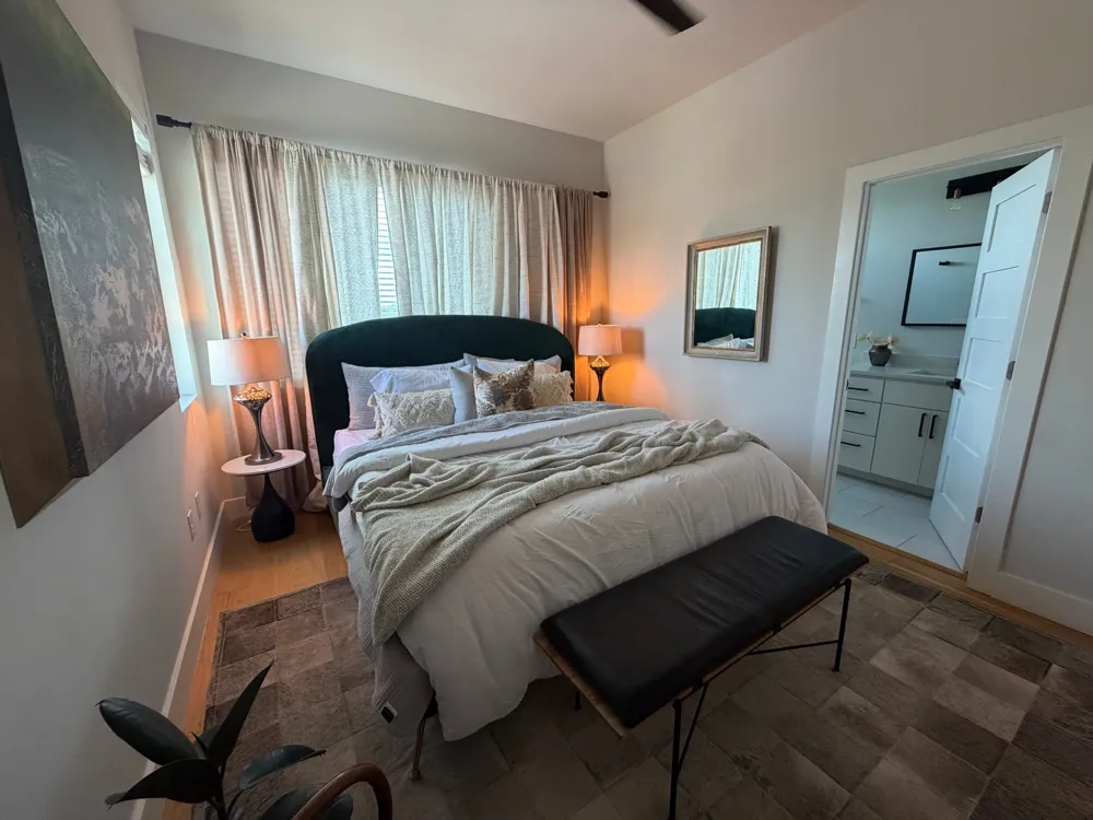 2108 Rosewood Avenue #B Austin, TX 78702