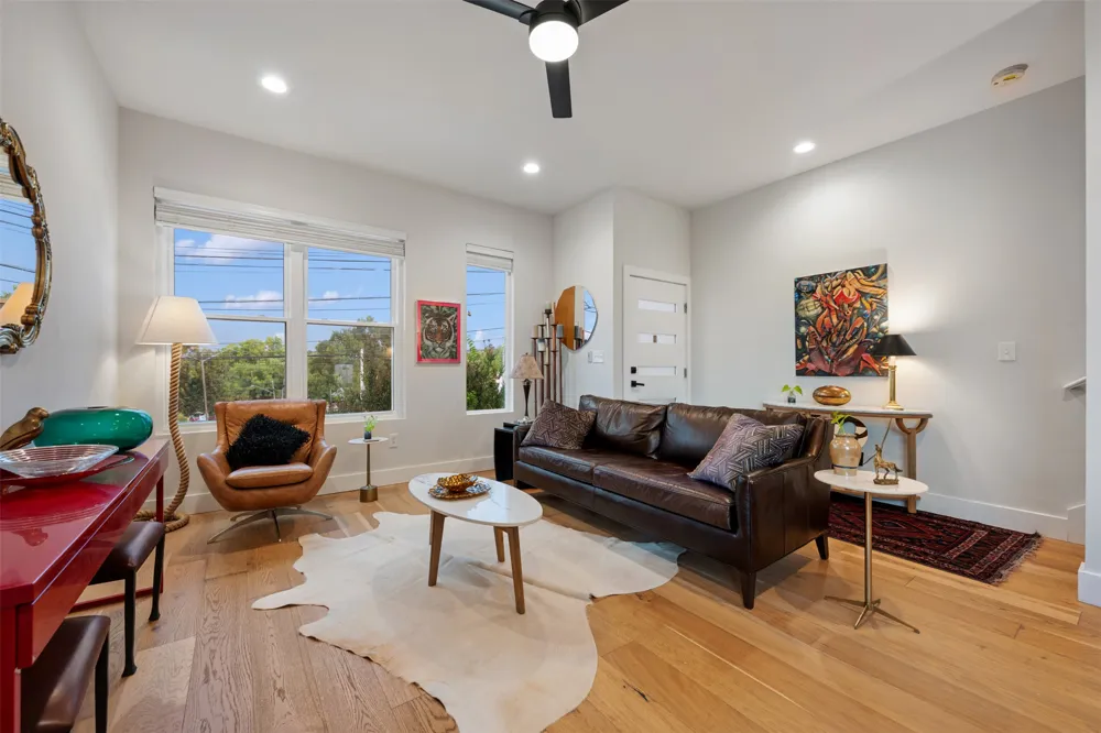 2108 Rosewood Avenue #B Austin, TX 78702