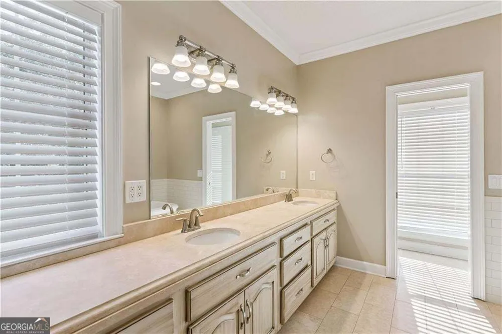60 Laurel Grove RD Brunswick, GA 31523