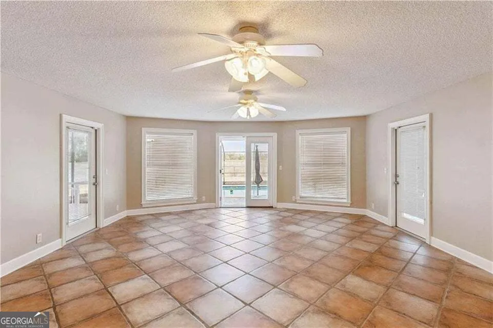 60 Laurel Grove RD Brunswick, GA 31523