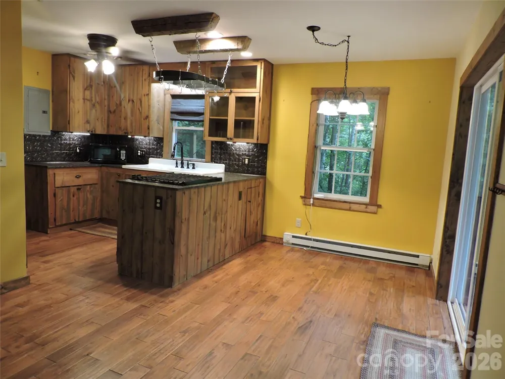 963 Melton Branch Road Bakersville, NC 28705