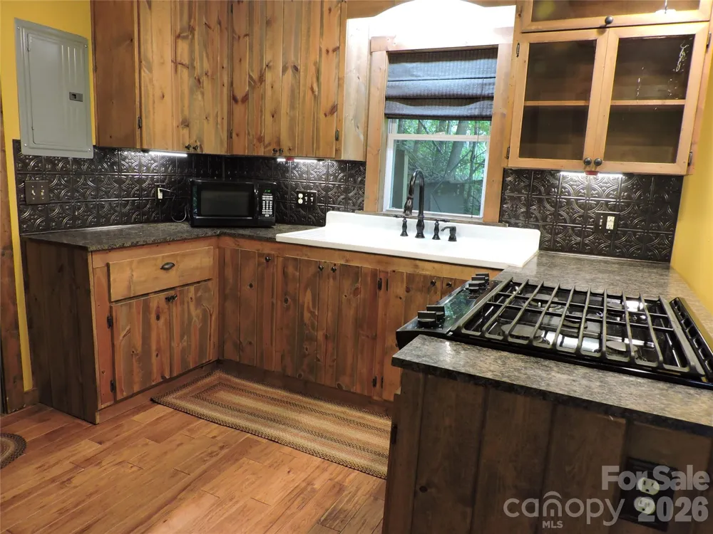 963 Melton Branch Road Bakersville, NC 28705