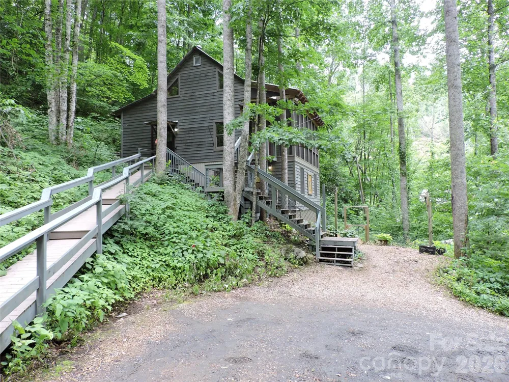 963 Melton Branch Road Bakersville, NC 28705