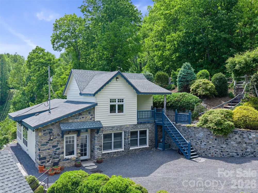 729 Bear Wallow Road Little Switzerland, NC 28749