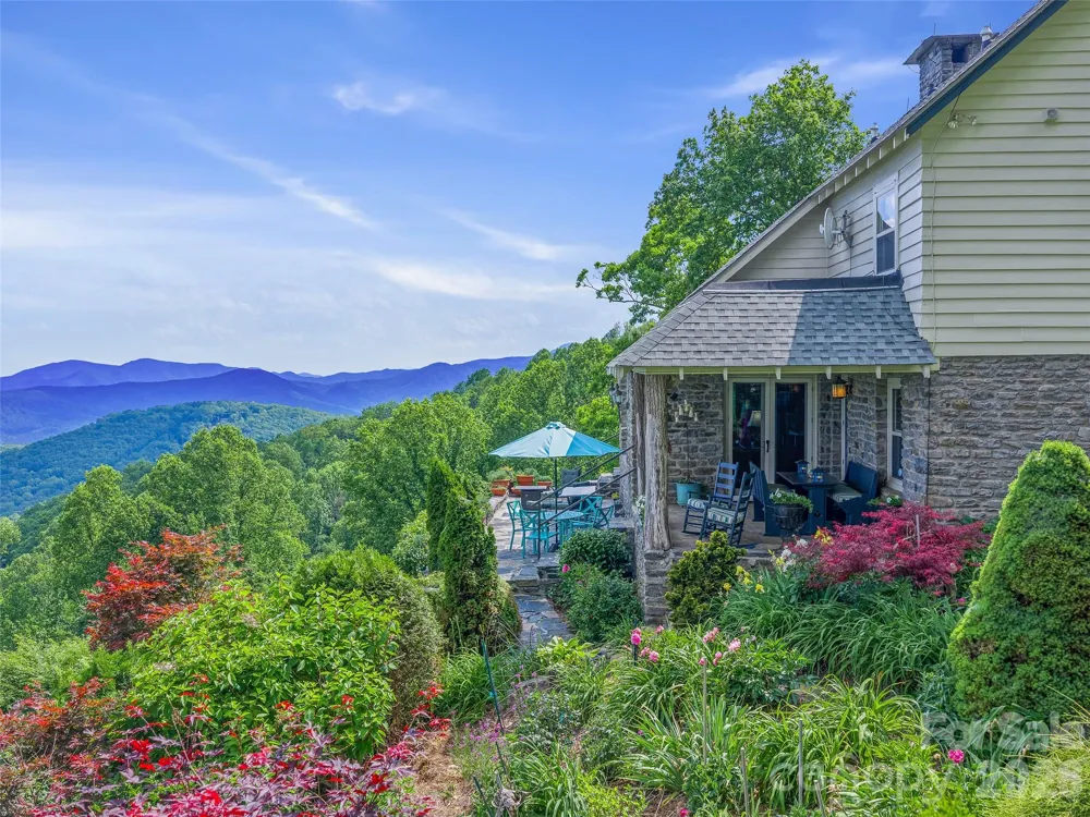 729 Bear Wallow Road Little Switzerland, NC 28749