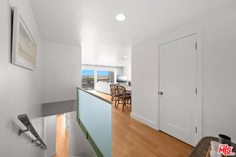 23908 De Ville Way #A Malibu, CA 90265