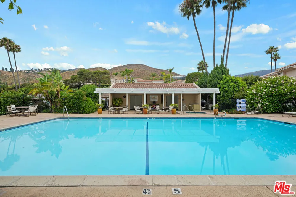 23908 De Ville Way #A Malibu, CA 90265