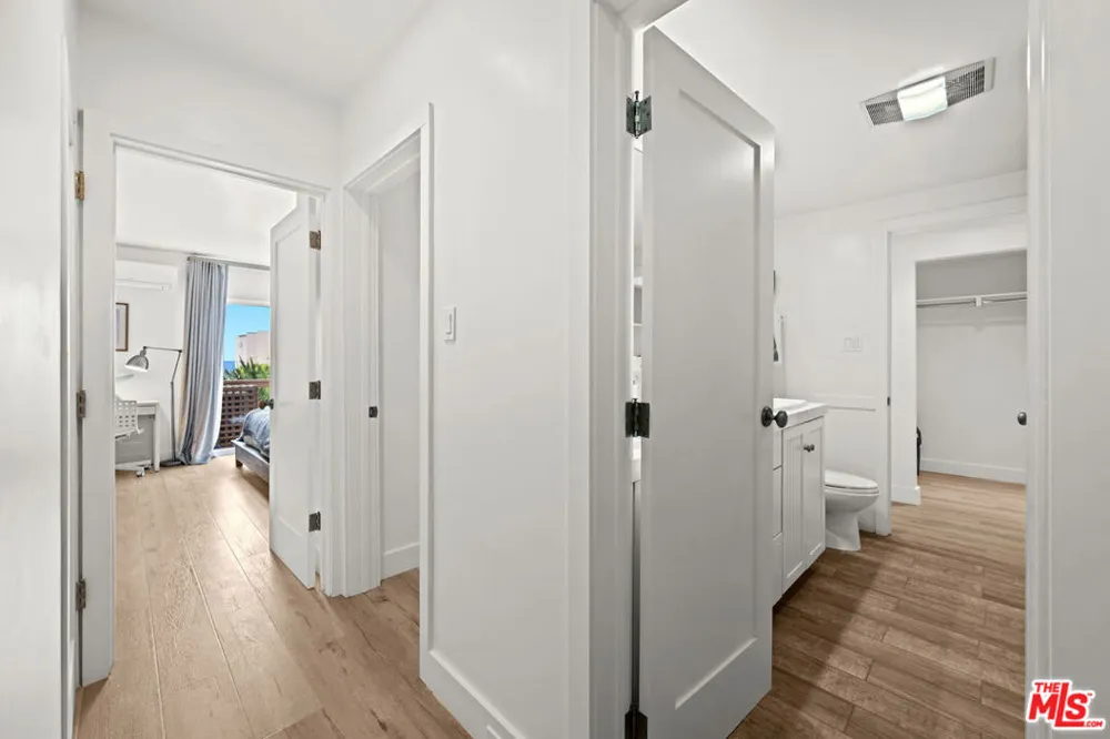 23908 De Ville Way #A Malibu, CA 90265