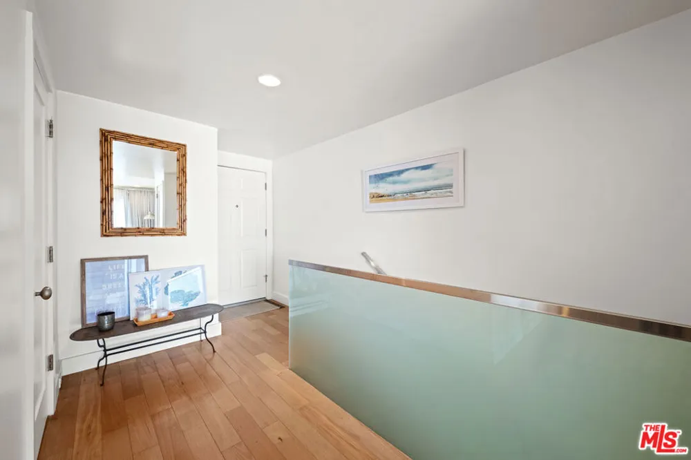23908 De Ville Way #A Malibu, CA 90265