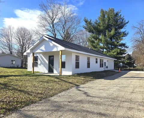 517 E State Road