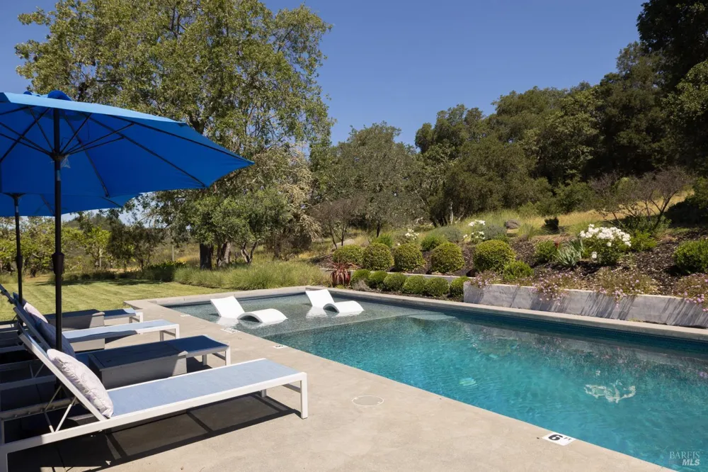 5850 Sharp Road Calistoga, CA 94515