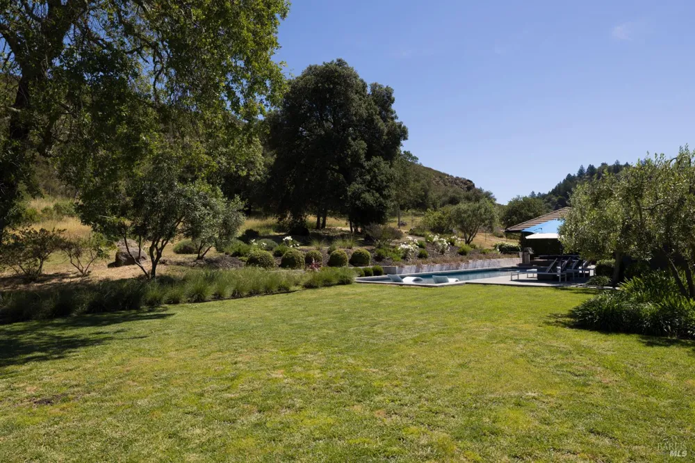 5850 Sharp Road Calistoga, CA 94515