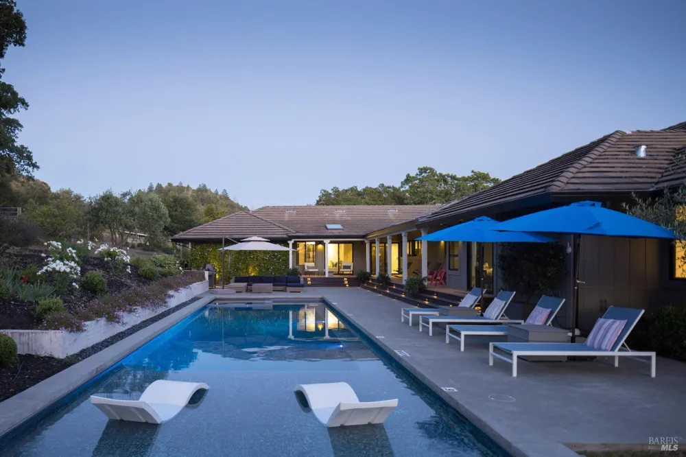 5850 Sharp Road Calistoga, CA 94515