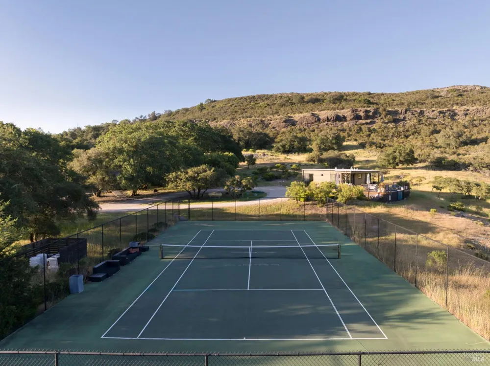5850 Sharp Road Calistoga, CA 94515