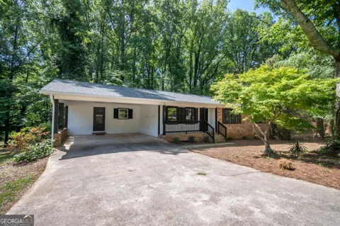 1051 Crooked Creek RD