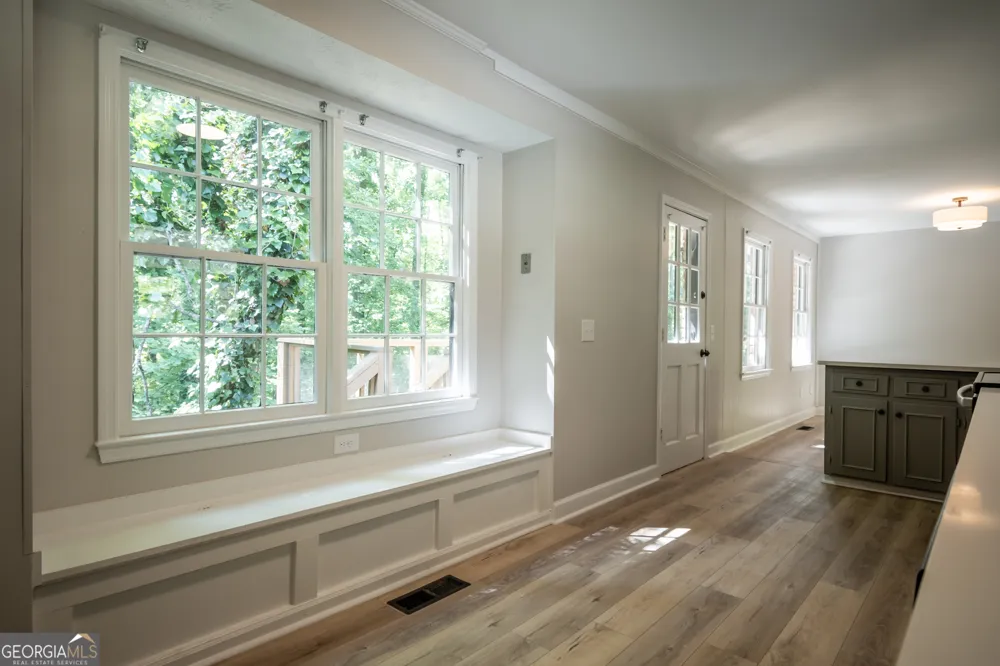 1051 Crooked Creek RD Watkinsville, GA 30677