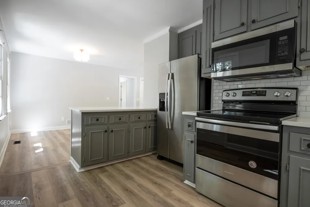 1051 Crooked Creek RD Watkinsville, GA 30677