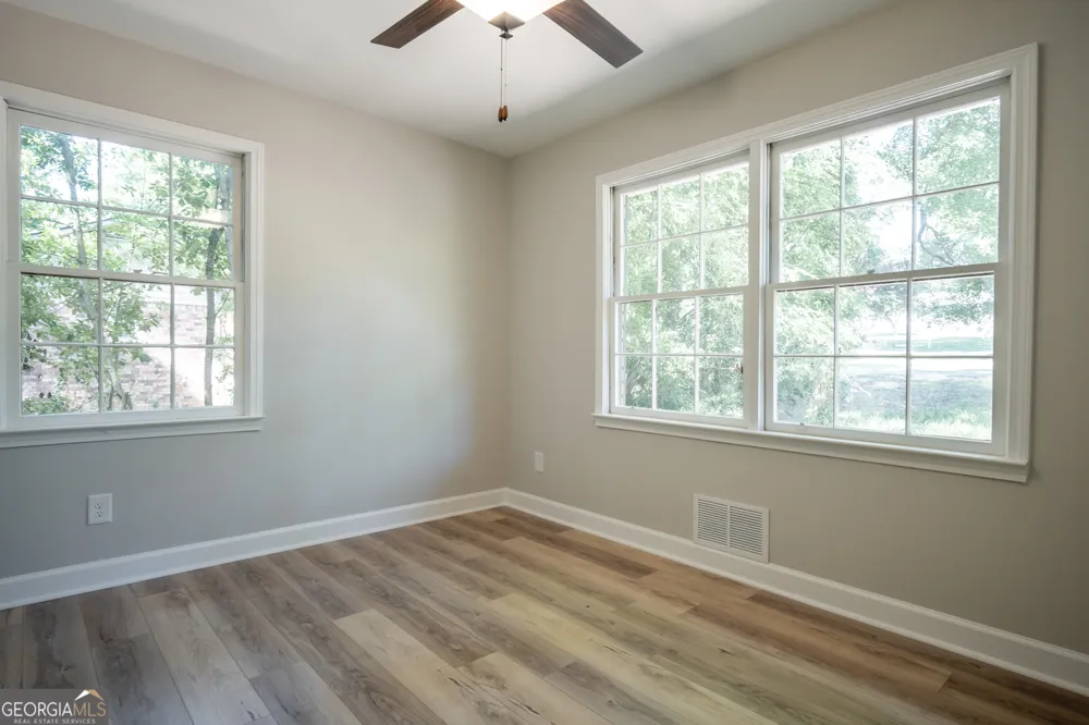 1051 Crooked Creek RD Watkinsville, GA 30677